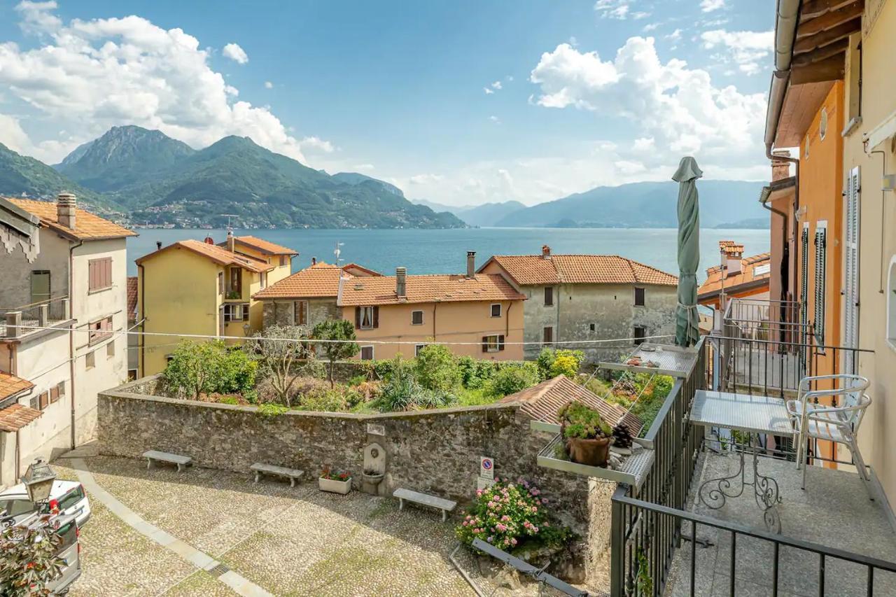 Castle&Lake Rezzonico Exterior photo